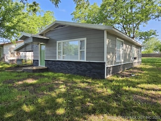 420 W State, Stratford, OK 74872