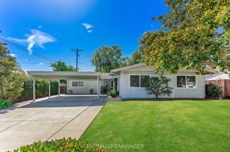 7111 Madera Dr, Goleta, CA 93117