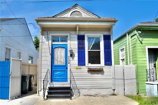 732 Pleasant St, New Orleans, LA 70115
