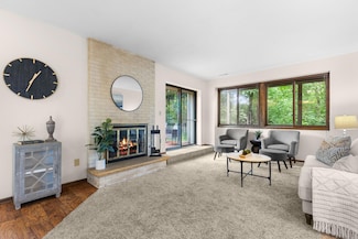 1849 Yuma Ln N, Plymouth, MN 55447