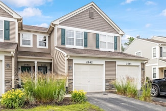 2442 Oneida Ln Unit 2, Naperville, IL 60563