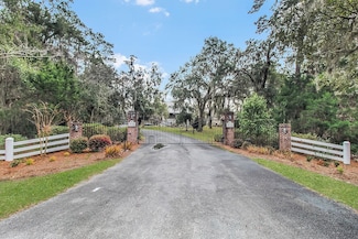 1207 Cherry Laurel Dr NE, Townsend, GA 31331