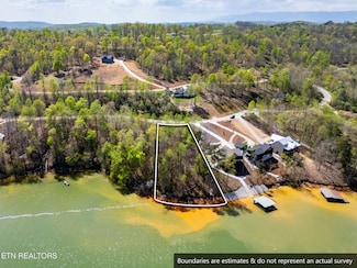191 Waterside Ln, Lafollette, TN 37766