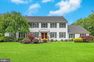 25 Ginnie La, West Windsor, NJ 08550
