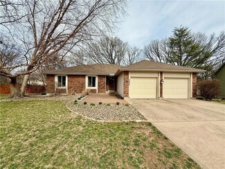 2624 NW Lookout Ridge, Lees Summit, MO 64081