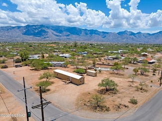 3710 E Bronco Ln, Tucson, AZ 85739