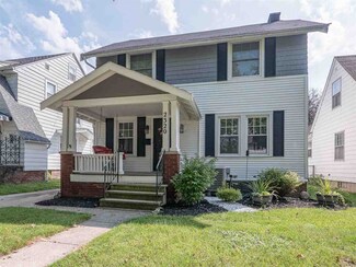 2320 Oakridge Rd, Fort Wayne, IN 46805