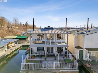 1741 N Jantzen Ave, Portland, OR 97217