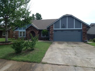 2607 S Gardenia Ave, Broken Arrow, OK 74012