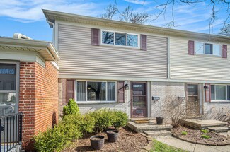 3033 Williamsburg Rd, Ann Arbor, MI 48108