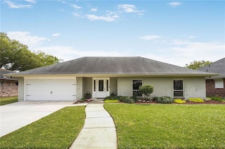 2289 Colombo Dr, Harvey, LA 70058