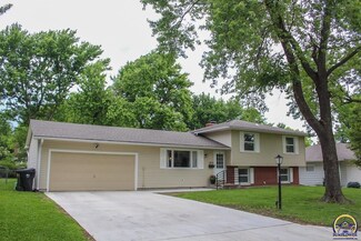 2873 SW Jewell Ave, Topeka, KS 66611