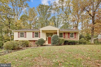 3716 Acosta Rd, Fairfax, VA 22031