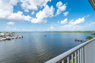8800 Bay Pines Blvd Unit 318, Saint Petersburg, FL 33709