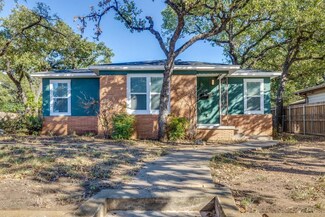 2413 Yeager St, Fort Worth, TX 76112