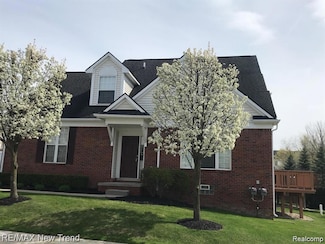 29353 Douglas Dr Unit 116, Novi, MI 48377