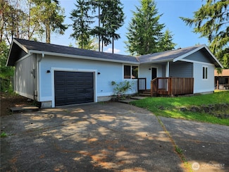 3370 Westminster Dr SE, Port Orchard, WA 98366