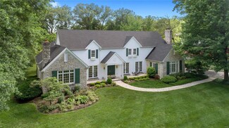 10 W Geyer Ln, Saint Louis, MO 63131