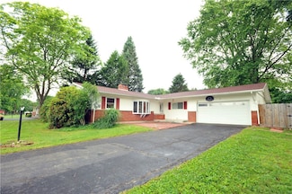 15 Greenvalley Dr, Big Flats, NY 14814
