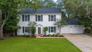 401 Greenwood Way, Niceville, FL 32578