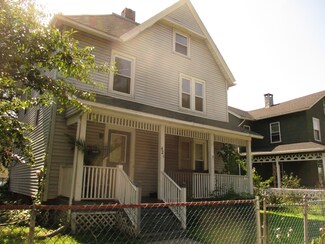 421 Bay St, Springfield, MA 01109