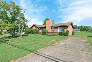 2710 Flynn Rd, Dothan, AL 36303
