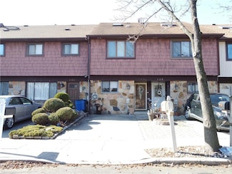 148 Rolling Hill Green Unit 103, Staten Island, NY 10312