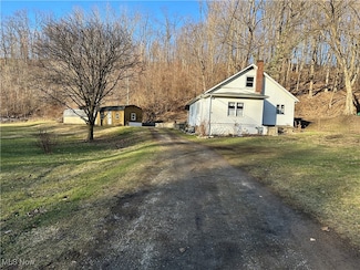 324 Creamery Rd, Fredericksburg, OH 44627
