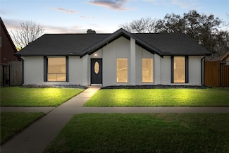 10139 Sagegate Dr, Houston, TX 77089