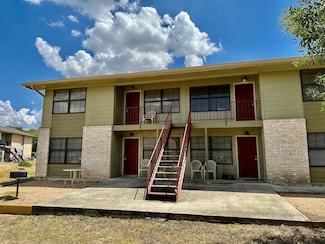 102 Lady Bird Ln Unit C, San Marcos, TX 78666