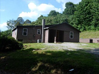 151 Chapel Hill Rd, Dawson, PA 15428