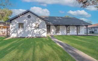 5230 W Bellfort Ave, Houston, TX 77035