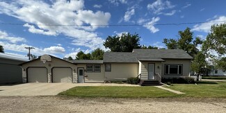 207 3rd St, Cresbard, SD 57435