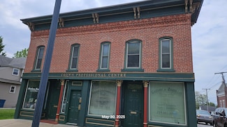 301 S Main St Unit 2s, Crown Point, IN 46307