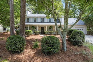 9165 Eves Cir, Roswell, GA 30076