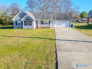 328 Land Cir, Albertville, AL 35950