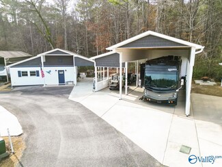 1727 Convict Camp Rd Unit 75, Guntersville, AL 35976