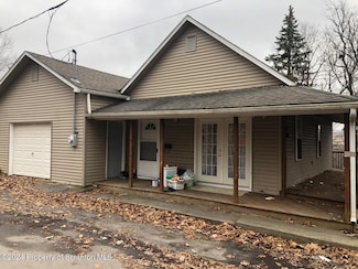 796 Doty St, Hughestown, PA 18640