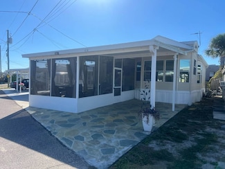 4699 Continental Dr Unit 414, Holiday, FL 34690