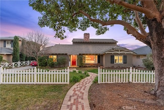 3770 Canfield Rd, Pasadena, CA 91107