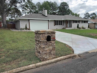 111 Orchard St, Hot Springs National Park, AR 71913