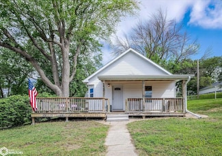 258 3rd St, Earling, IA 51530