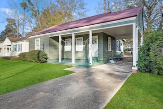 210 S 16th Ave, Hattiesburg, MS 39401