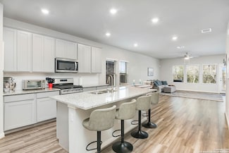1525 Arcadian Lily, San Antonio, TX 78245
