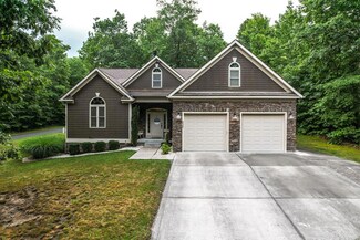 330 Chapelwood Dr, Daniels, WV 25832
