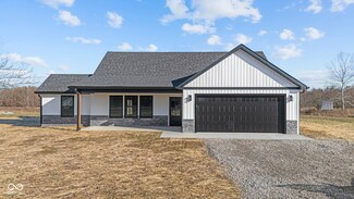 3082 N Blanton Rd, Scottsburg, IN 47170