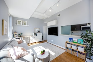 186 Wayne St Unit D-420, Jersey City, NJ 07302