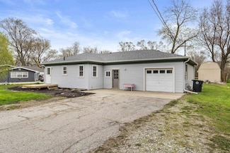 7317 Clay St, Merrillville, IN 46410