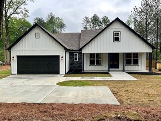 387 Haig Mill Lake Rd, Dalton, GA 30720