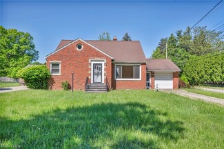 2184 Glenridge Rd, Euclid, OH 44117